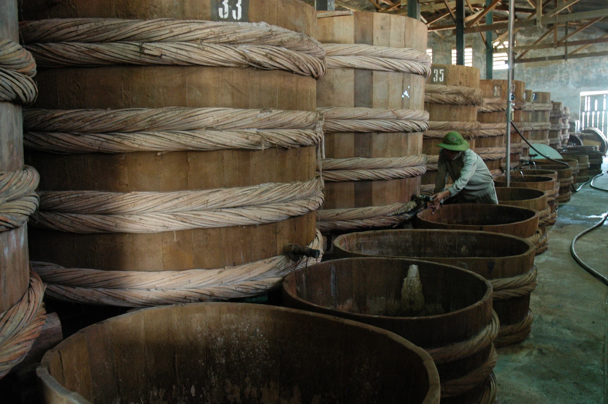 Nuoc mam Phan Thiet anh 4