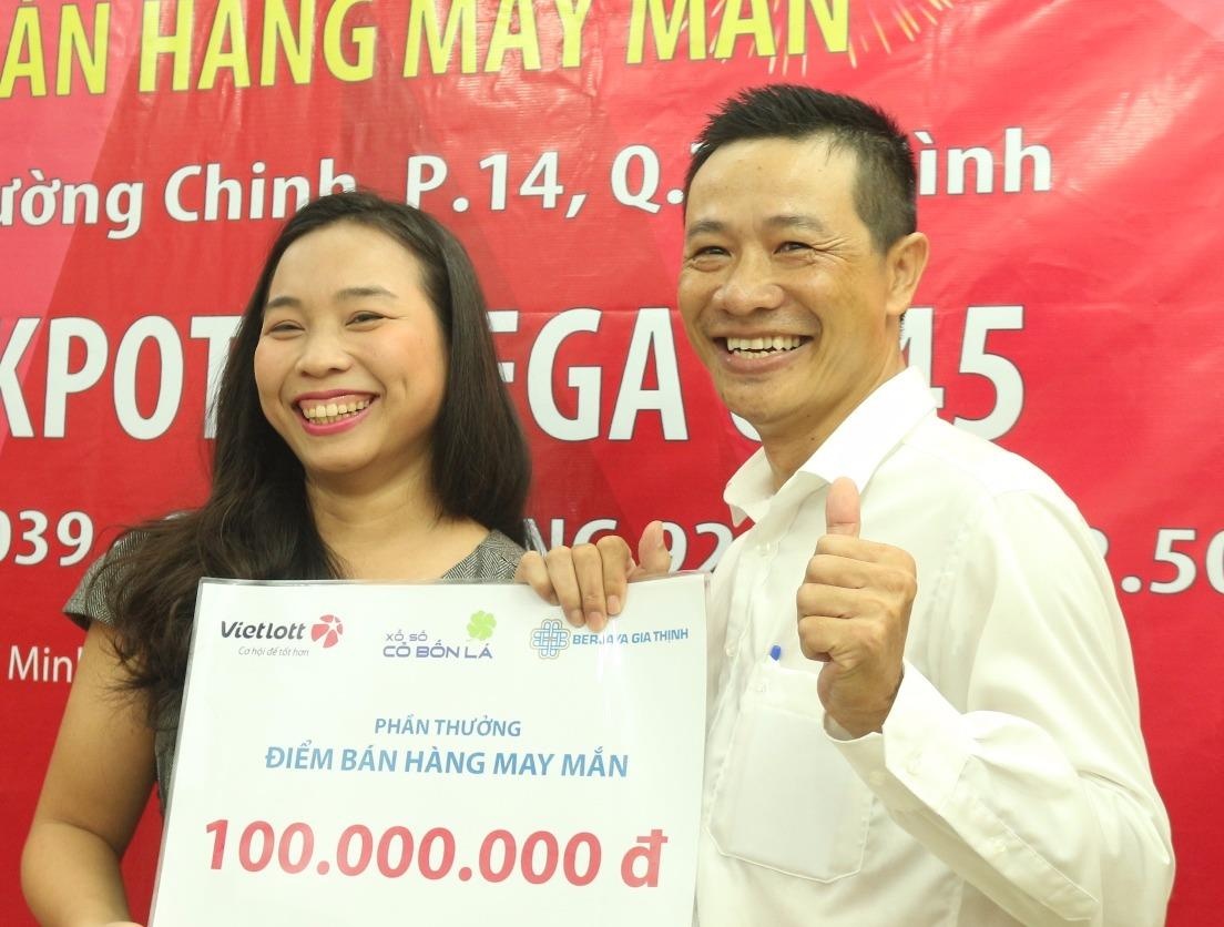 Thuong 100 trieu cho diem ban to ve so trung 92 ty hinh anh