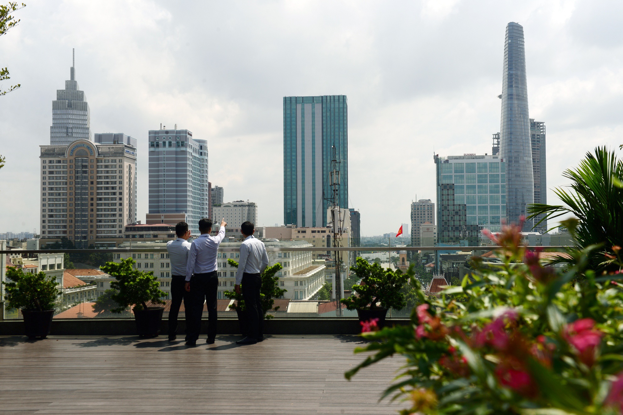 Kham pha noi lam viec tai Novaland anh 9