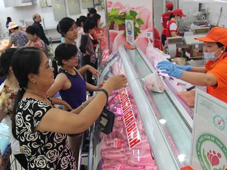 Hang thiet yeu phuc vu Tet tai TP.HCM phai la hang sach hinh anh