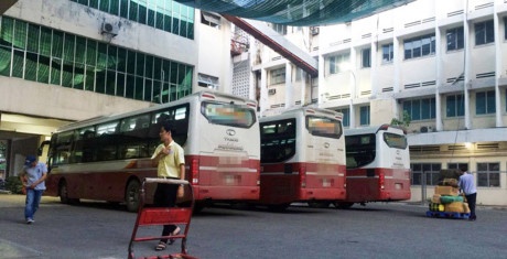 Thue hang nghin m2 dat o Sai Gon dung bai xe trai phep hinh anh