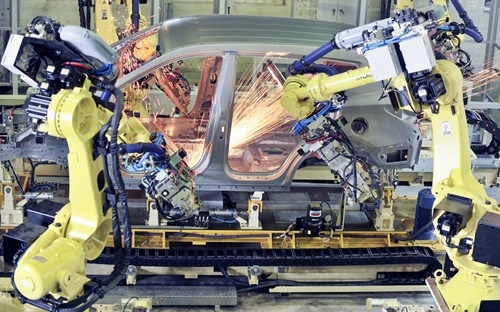 Xe nhap Thai va hien thuc phu phang cua cong nghiep oto Viet hinh anh