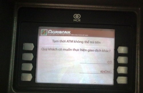 Khach hang Agribank bi rut mat 100 trieu trong dem hinh anh