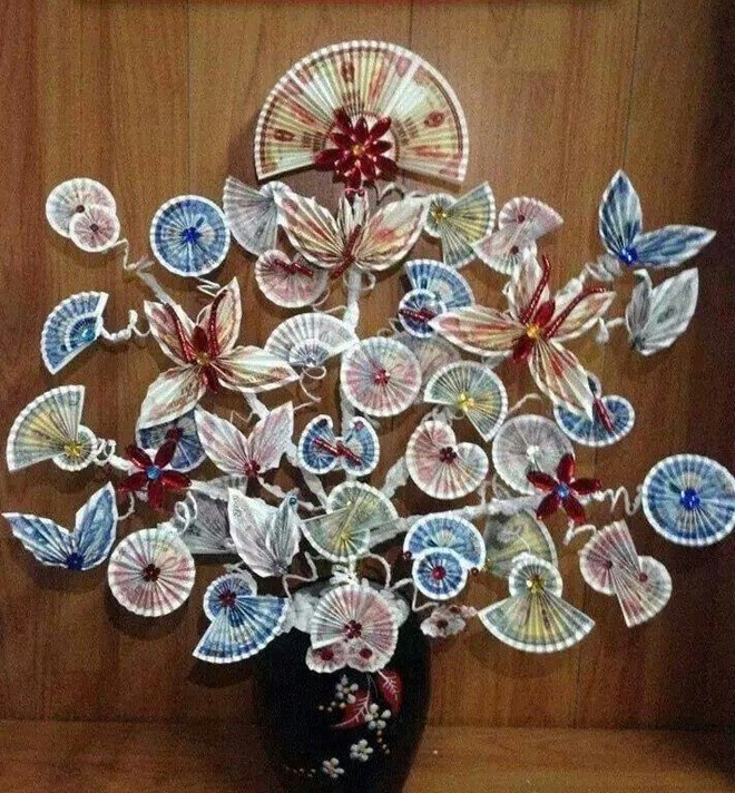 cay tien that hut khach dip Tet anh 1