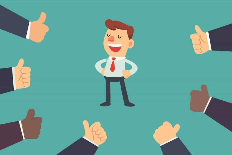 Nhieu nguoi dang mac ket trong su the hien ban than hinh anh