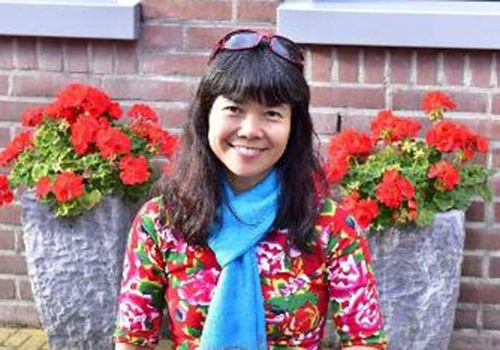 Nha van Kieu Bich Hau: Van hoc Viet Nam con la an so voi the gioi hinh anh