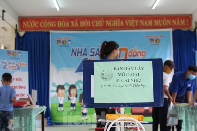 nha sach 0 dong anh 9