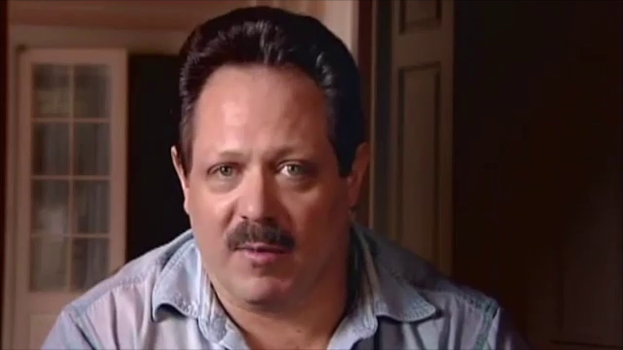 That bai cua thien tai co chi so IQ cao hon Einstein hinh anh