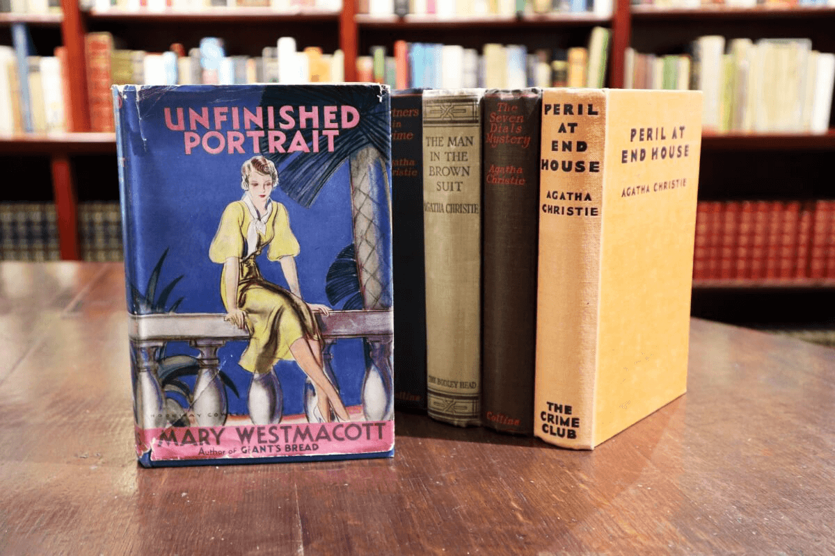 Mary Westmacott la but danh cua ai? hinh anh