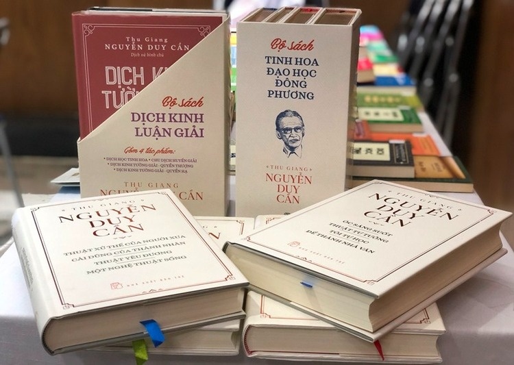 Them nguon tu lieu quy ve hoc gia Nguyen Duy Can hinh anh