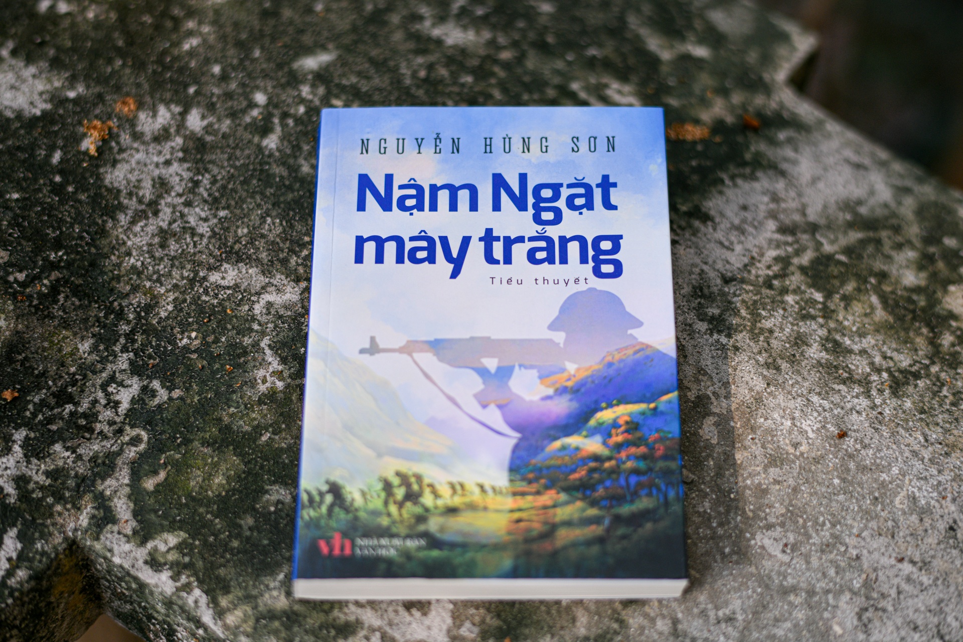 Nam Ngat may trang anh 1