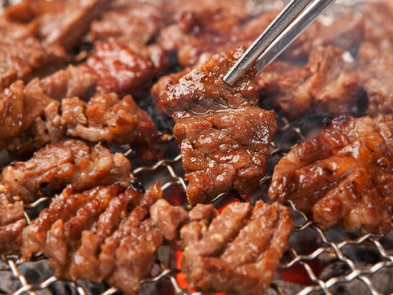 Su xuat hien nha hang suon nuong hinh anh