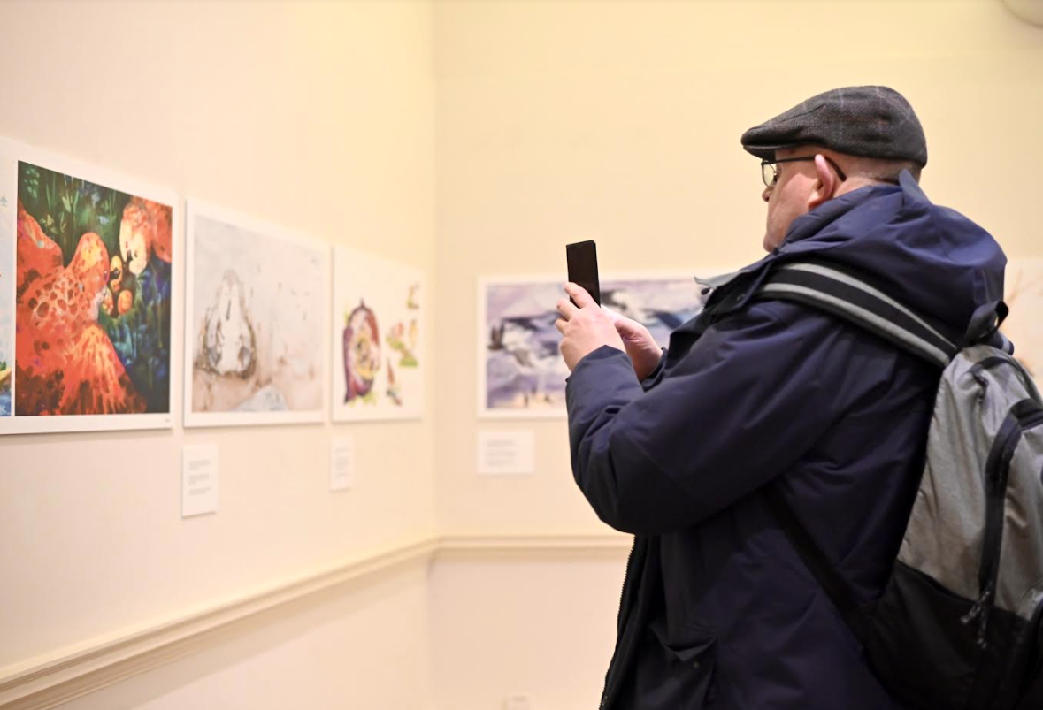 Trien lam tac pham sau lop huong dan ve minh hoa sach thieu nhi hinh anh