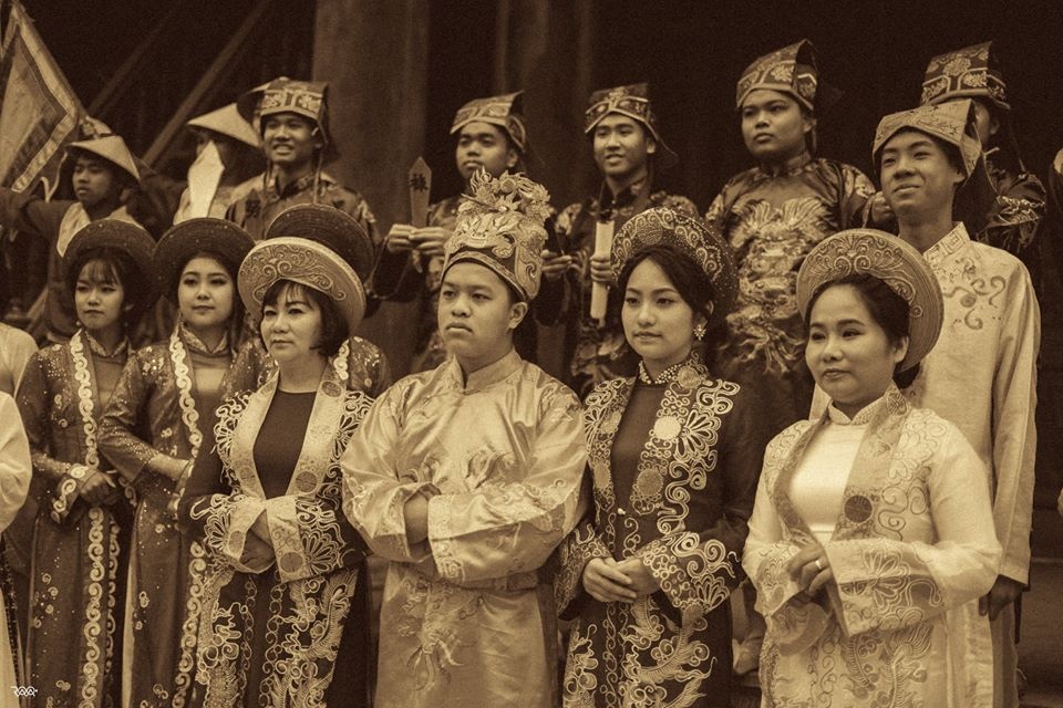 hoc sinh chuyen su chup ky yeu anh 2