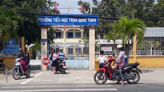 Cô giáo mắng học sinh đồ quỷ ảnh 1 Co giao mang hoc sinh do quy anh 1