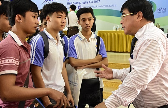 DH Su pham Ky thuat TP.HCM thi diem mo nganh hoc khong nganh hinh anh