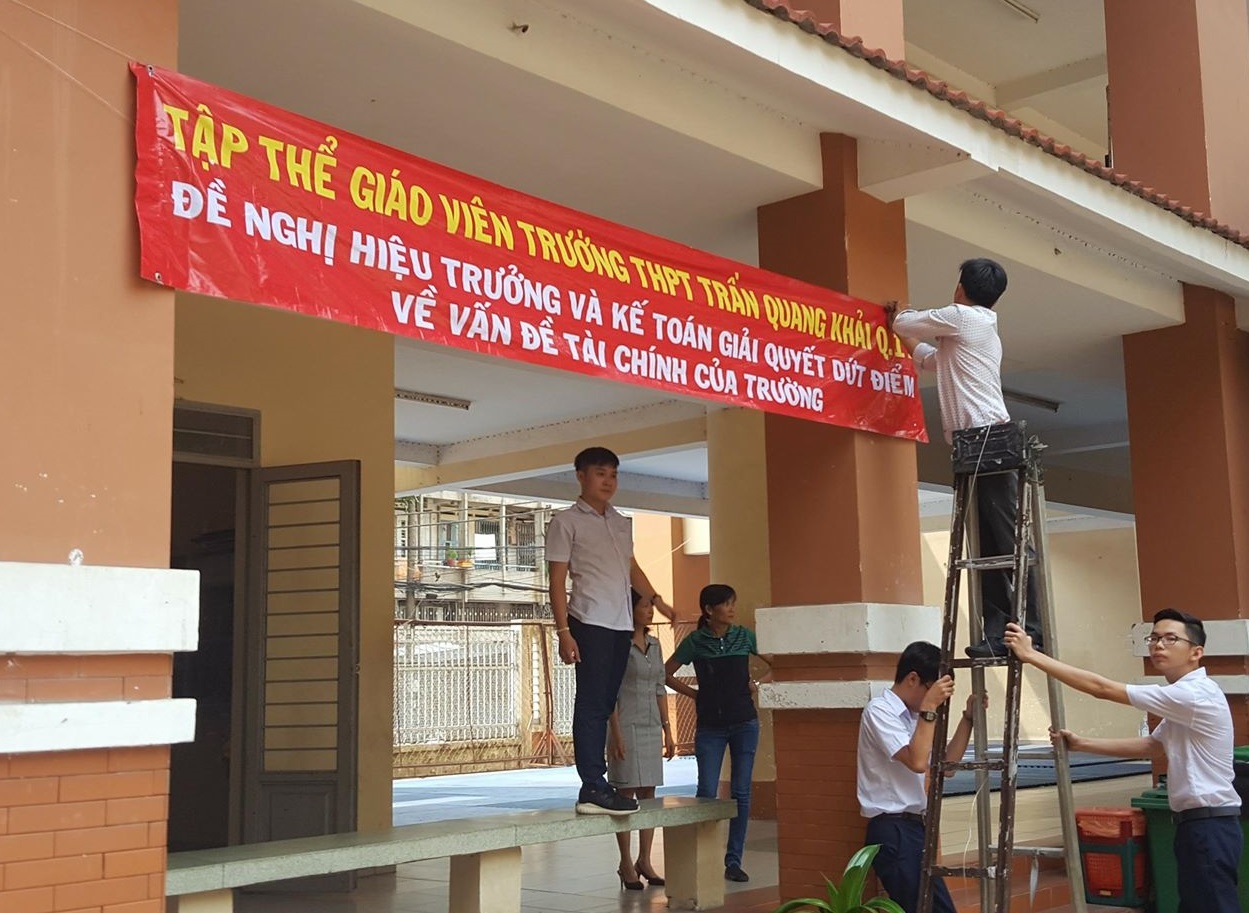 giáo viên yêu cầu minh bạch tài chính ảnh 1 giao vien yeu cau minh bach tai chinh anh 1