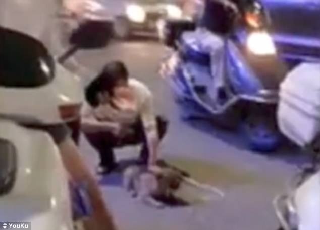 buoc cho vao xe keo le anh 2