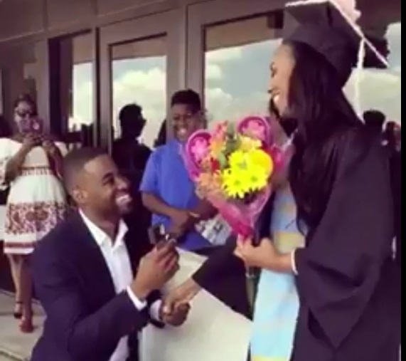 Bi nem da vi cau hon tai le tot nghiep cua ban gai hinh anh