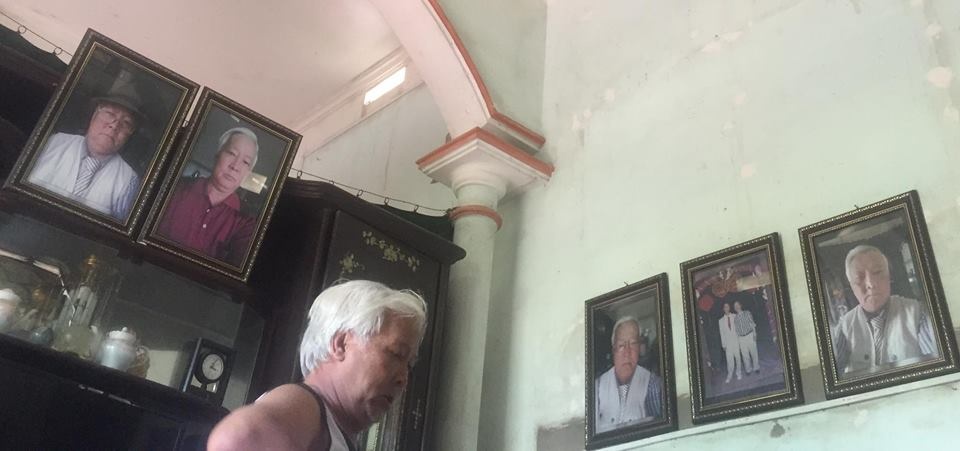 bo chup hinh treo khap nha anh 1