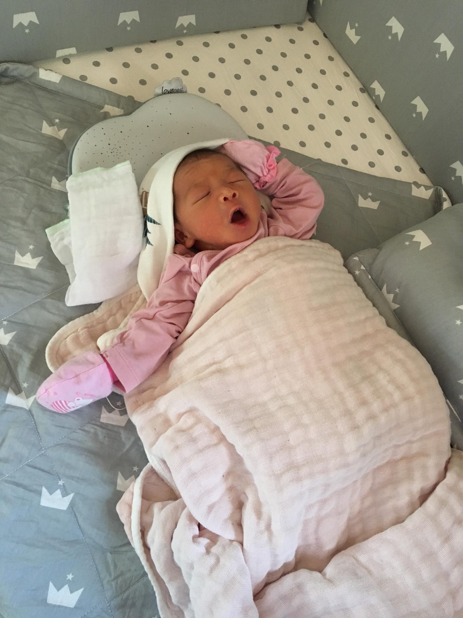 hot girl tú linh sinh con ảnh 2 hot girl tu linh sinh con anh 2