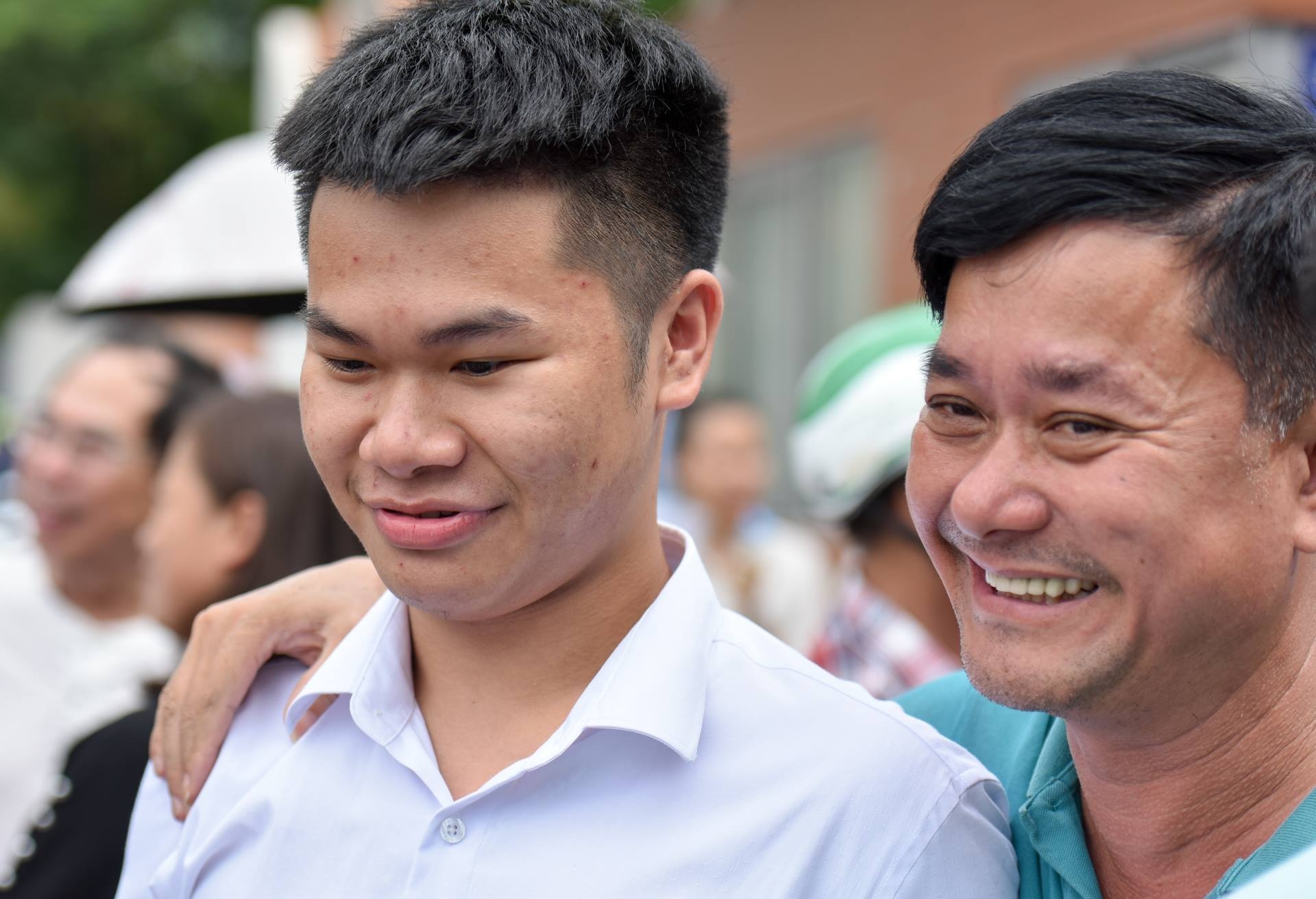 Dap an mon Giao duc Cong dan ky thi THPT quoc gia 2018 hinh anh