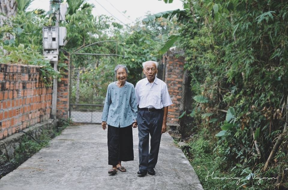 vợ chồng hà tĩnh ngoài 80 tuổi vẫn tình cảm ảnh 6 vo chong ha tinh ngoai 80 tuoi van tinh cam anh 6