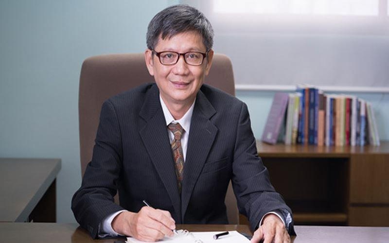 DH Hoa Sen co hieu truong moi hinh anh