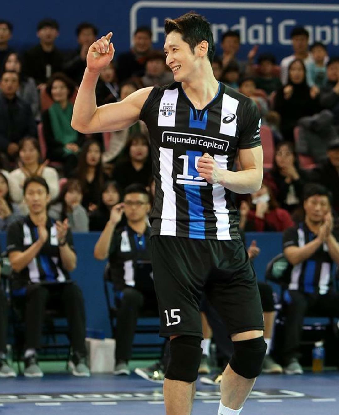 hot boy bong chuyen han quoc anh 7