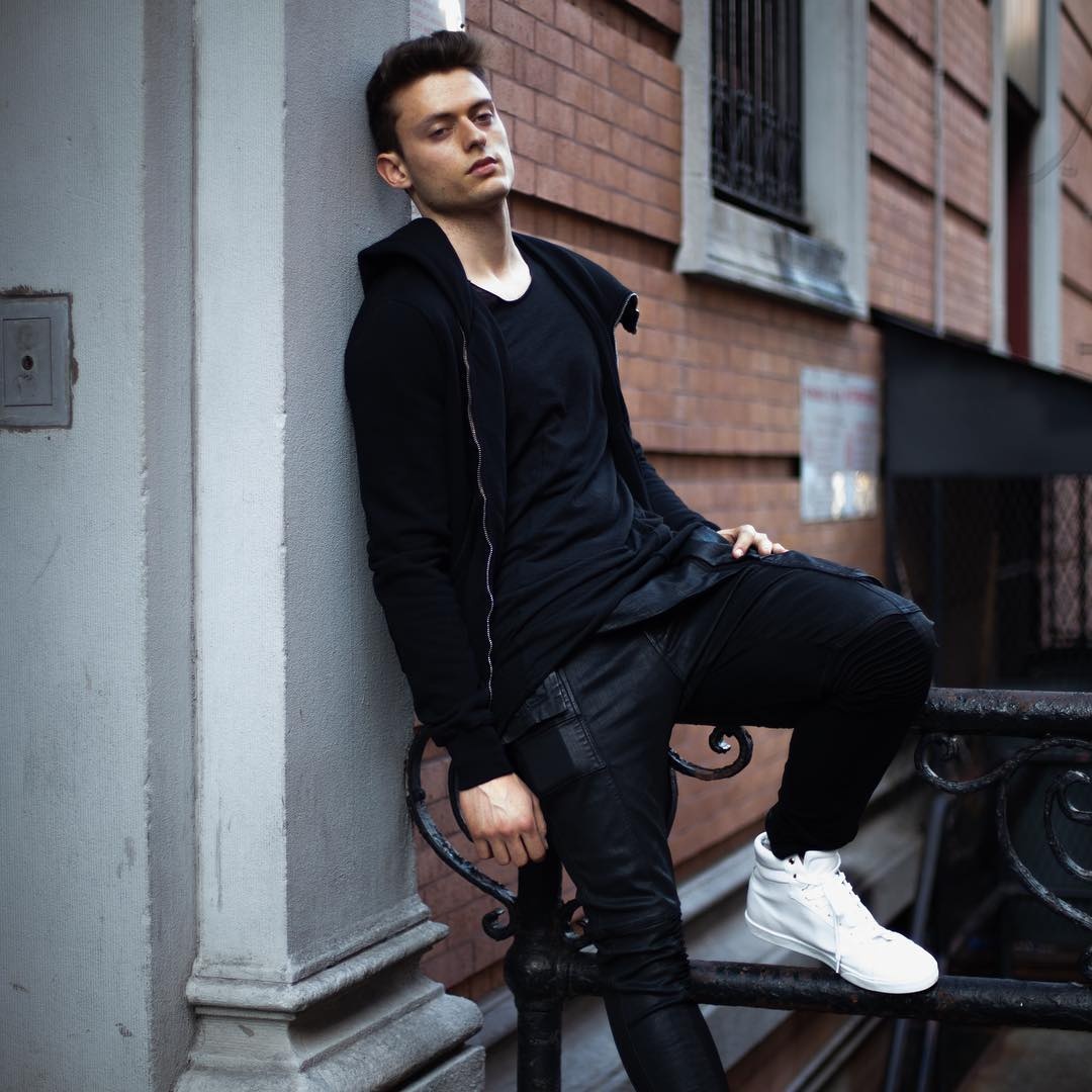 ty phu mua quang cao facebook de tim nguoi yeu anh 6