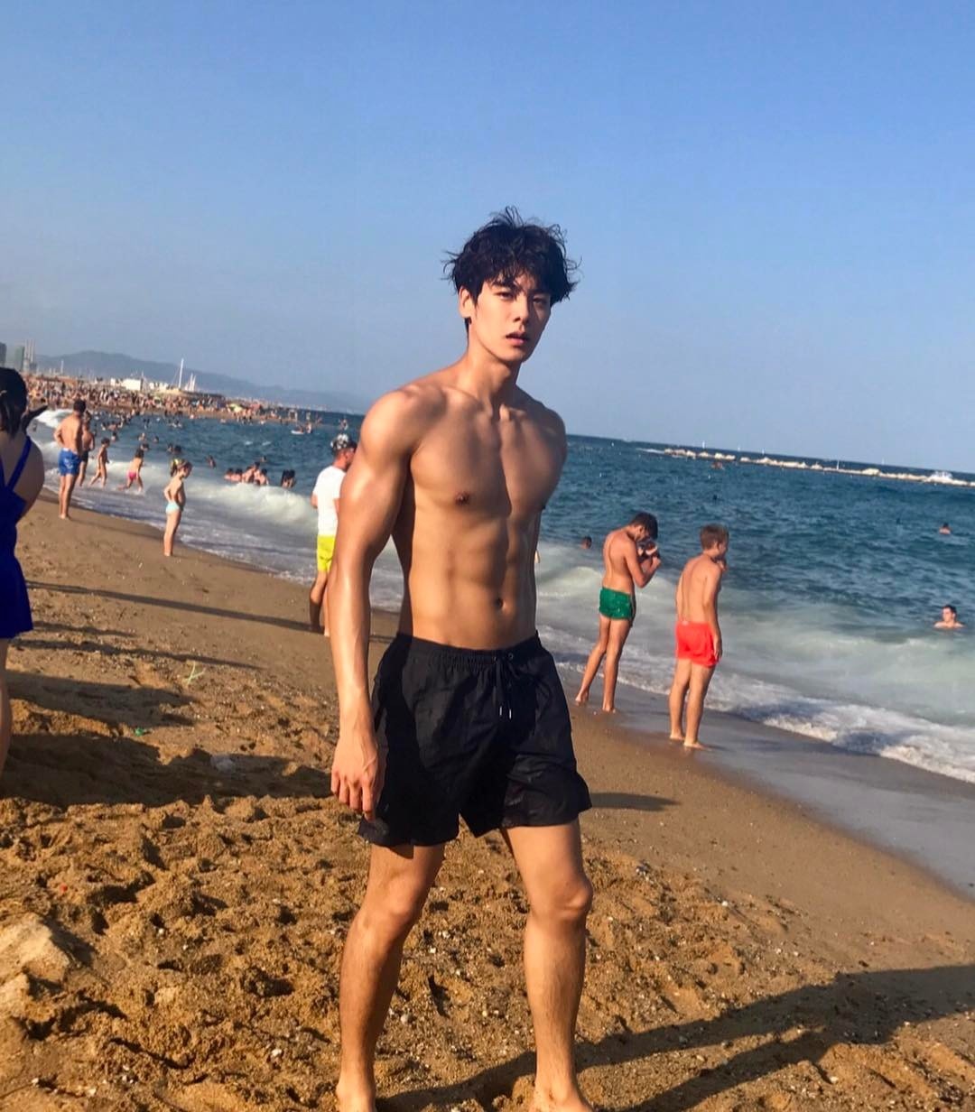 mau nam dien trai han quoc anh 4