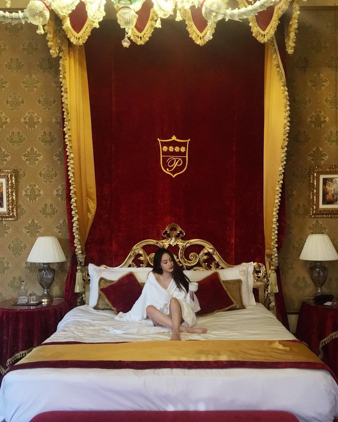 4 ai nu cua ty phu chau A anh 7