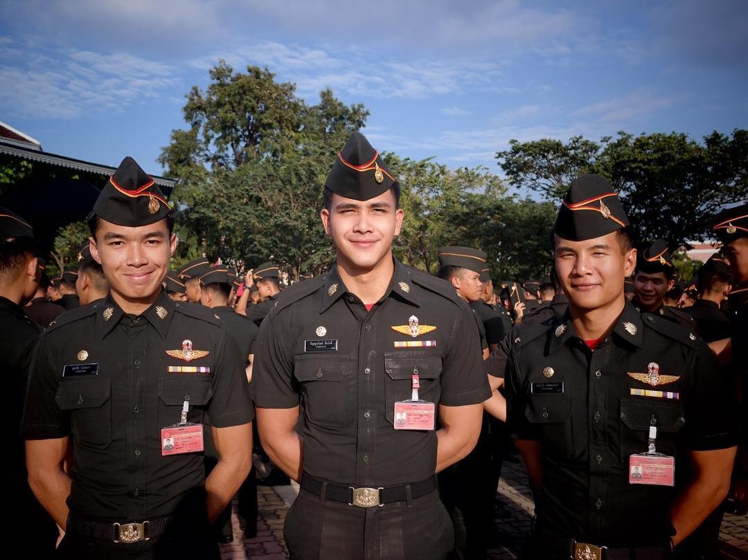 canh sat thai lan dep trai anh 2