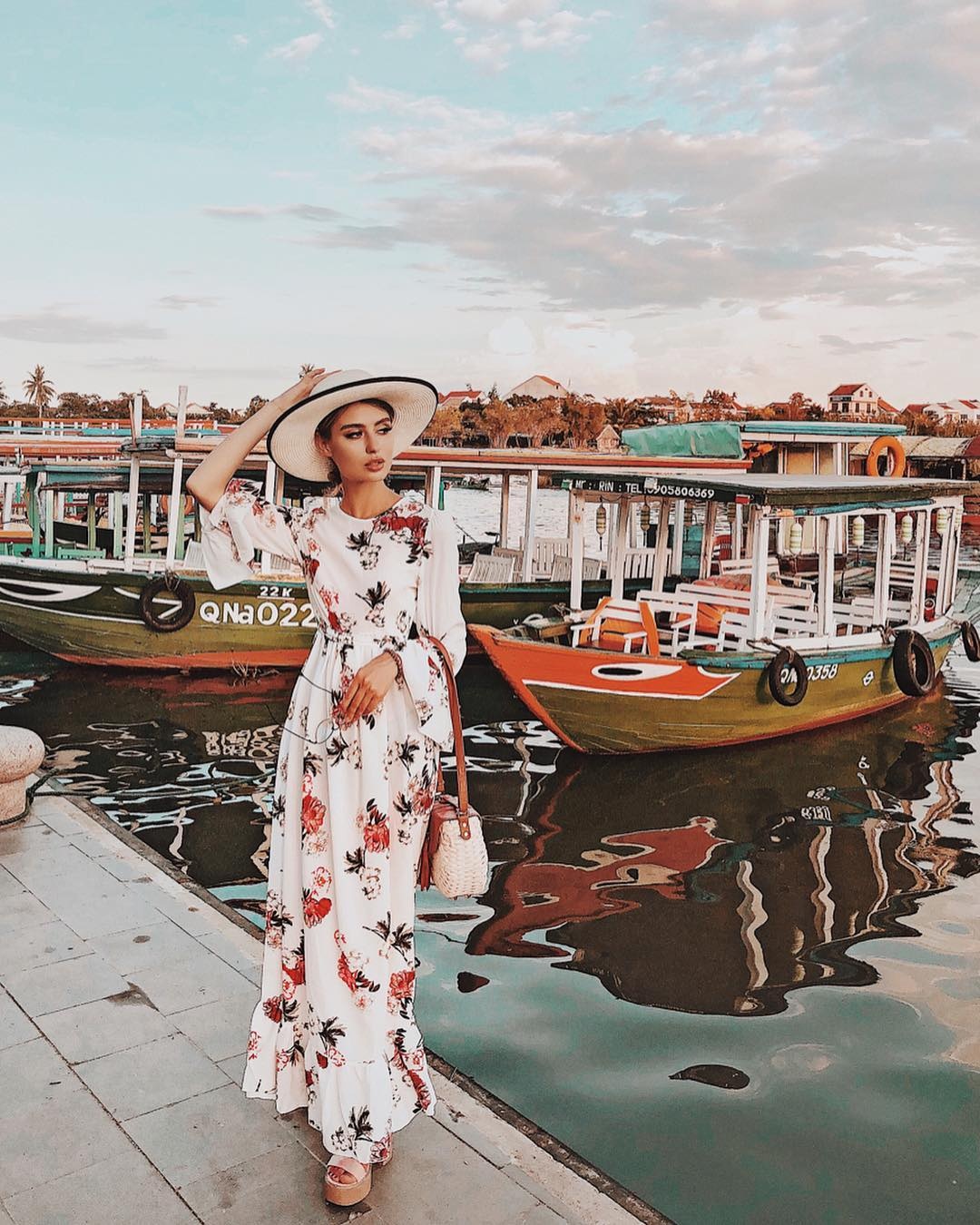 hot girl noi tieng du lich viet nam anh 7