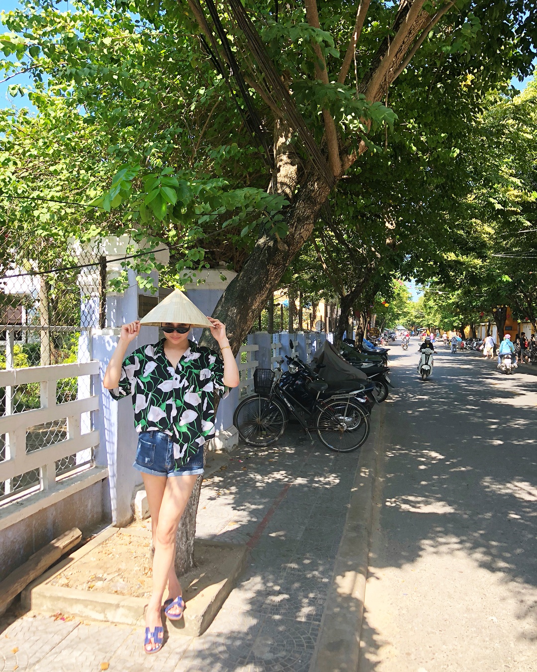 hot girl noi tieng du lich viet nam anh 11