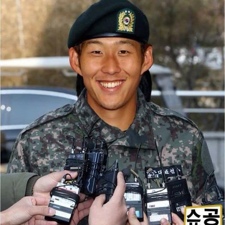 son heung min mien nghia vu quan su anh 8