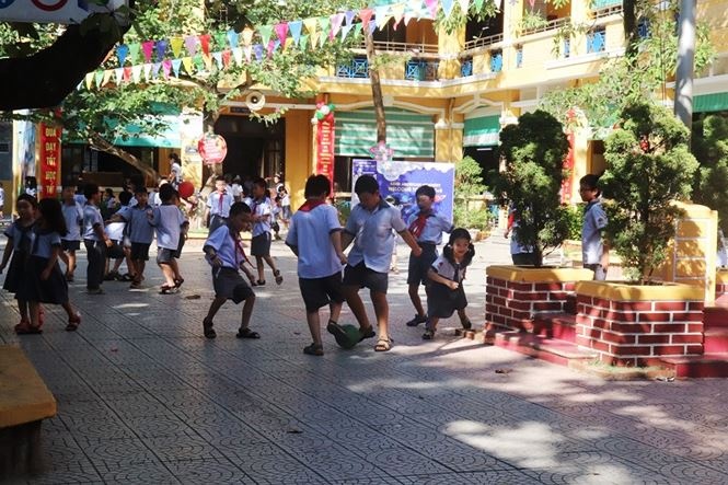 khai giảng ảnh 12 khai giang anh 12