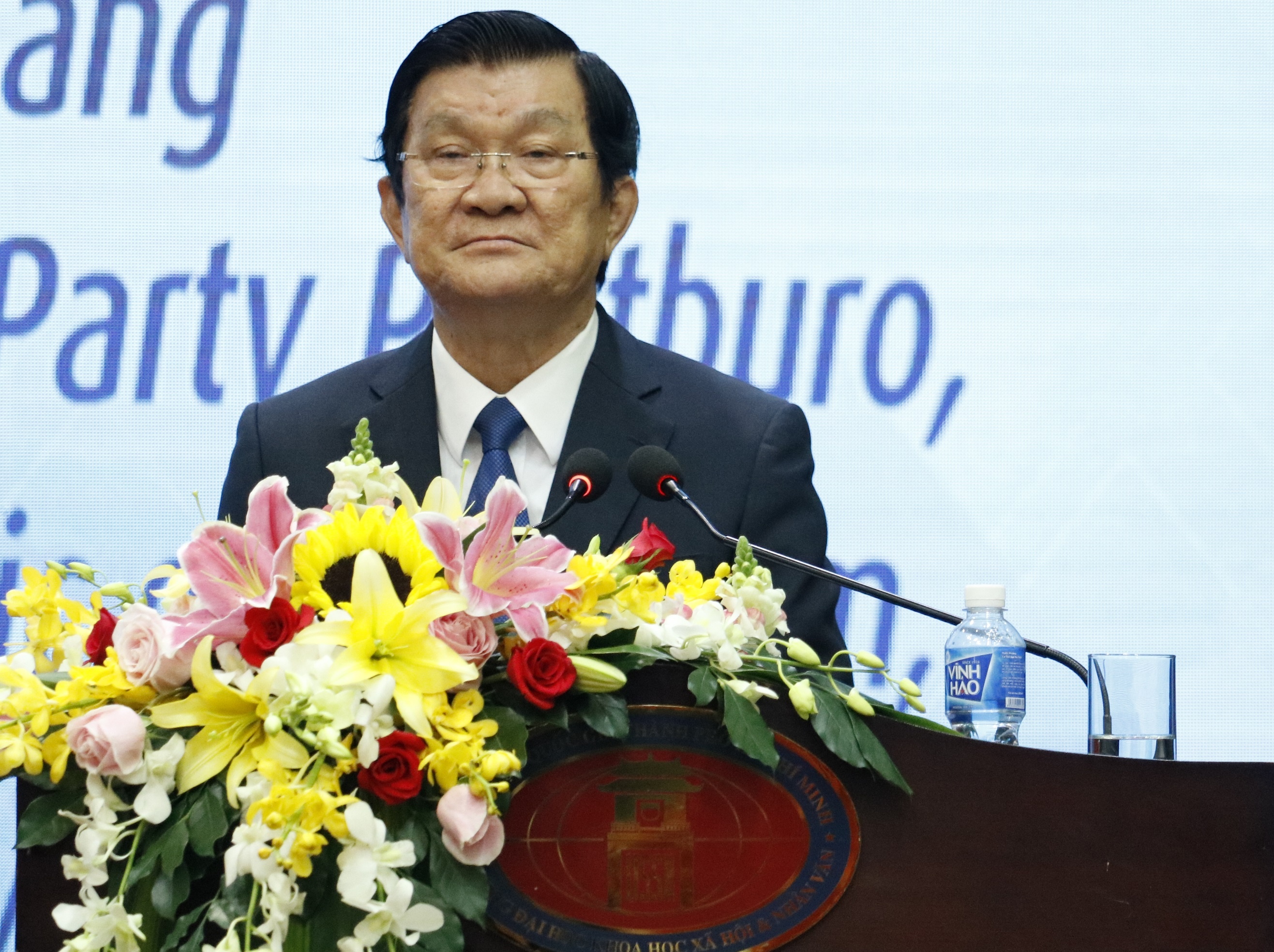 khai giang DH Khoa hoc Xa hoi va Nhan van anh 1