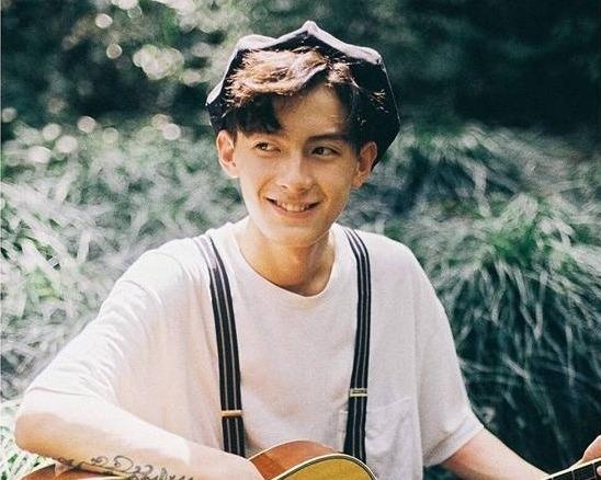 9X duoc khen dien trai giong dien vien Duong Duong hinh anh