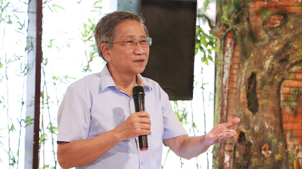 GS Nguyen Minh Thuyet: 'Mot chuong trinh mot bo SGK la nguoc the gioi' hinh anh