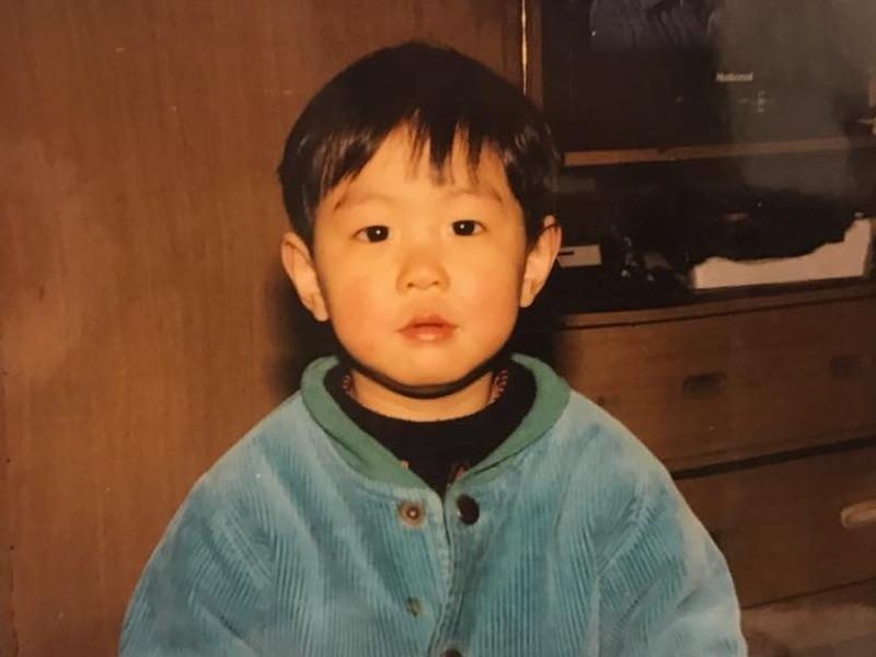 Khoe hinh luc nho, HuyMe khien fan thich thu vi giong het be Xoai hinh anh