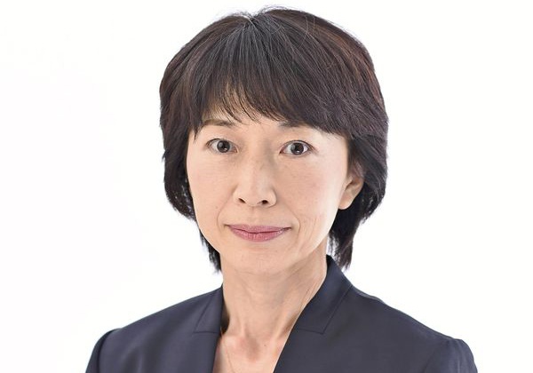 DH Y Tokyo co nu hieu truong dau tien sau be boi ha diem nu sinh hinh anh