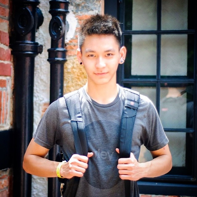 hot girl lao goc viet ket hon anh 8