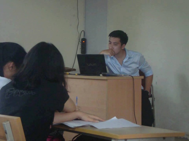 giao vien noi tieng sau khi bi chup len anh 15