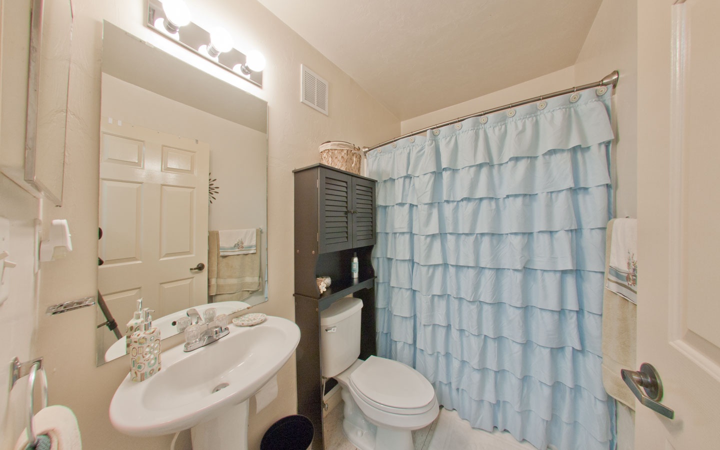 ky tuc xa hien dai tren the gioi anh 12