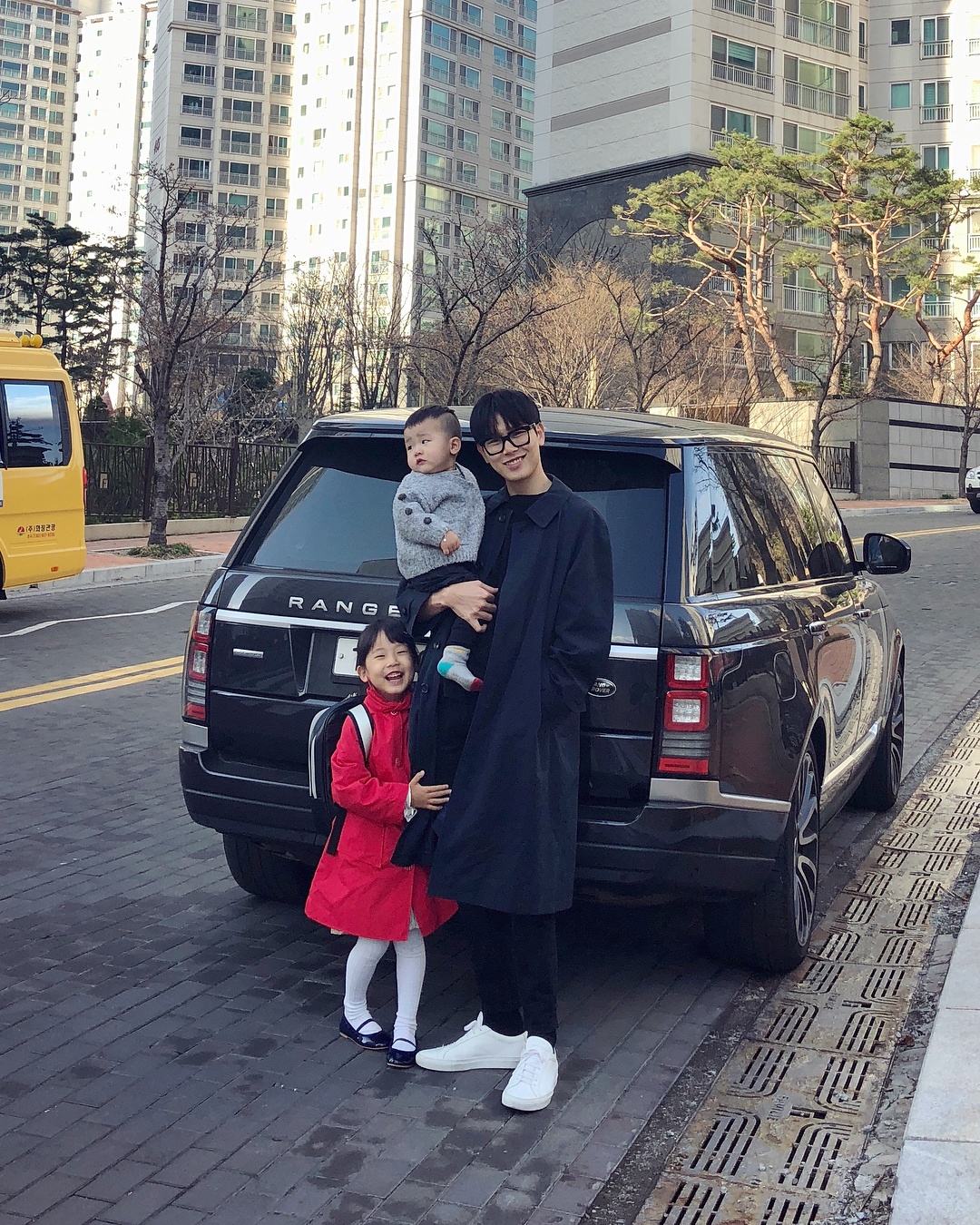 ong bo bi nham la anh trai cua cac con anh 3