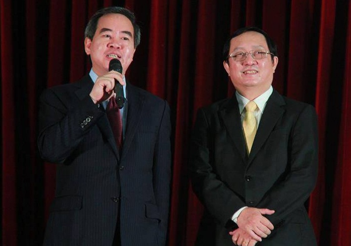 Truong ban Kinh te Trung uong: ‘Sinh vien la nhung nguoi giau co nhat’ hinh anh