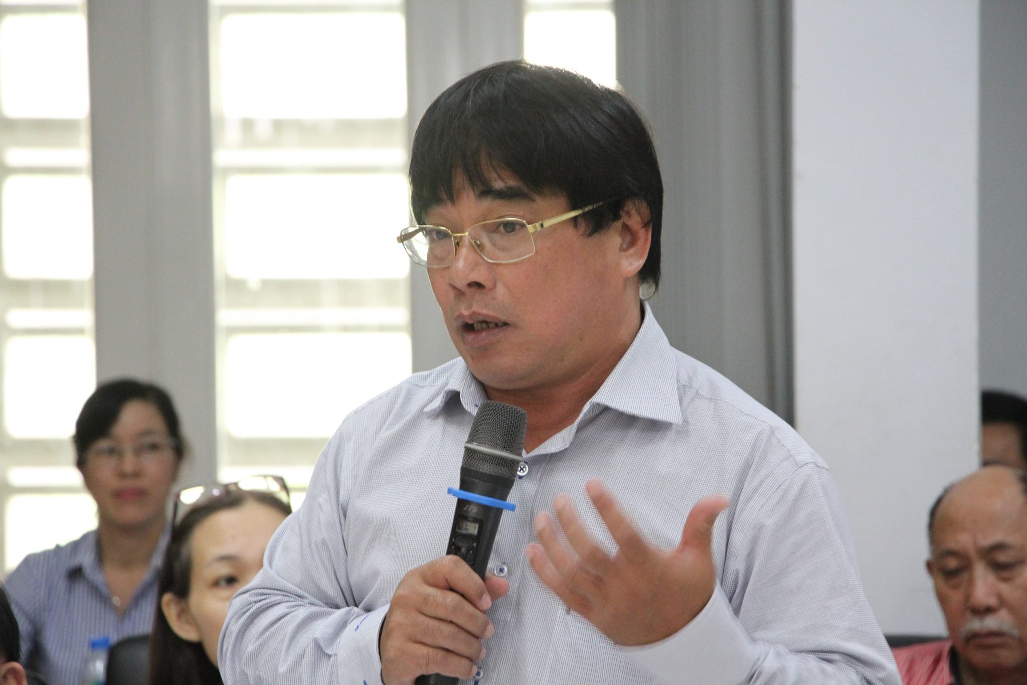 sinh viên bị đuổi học ảnh 1 sinh vien bi duoi hoc anh 1