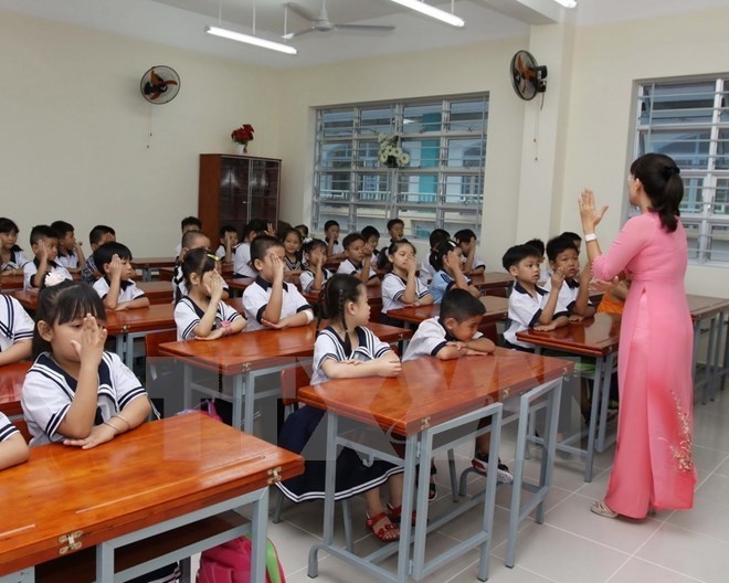 thua thieu giao vien anh 2