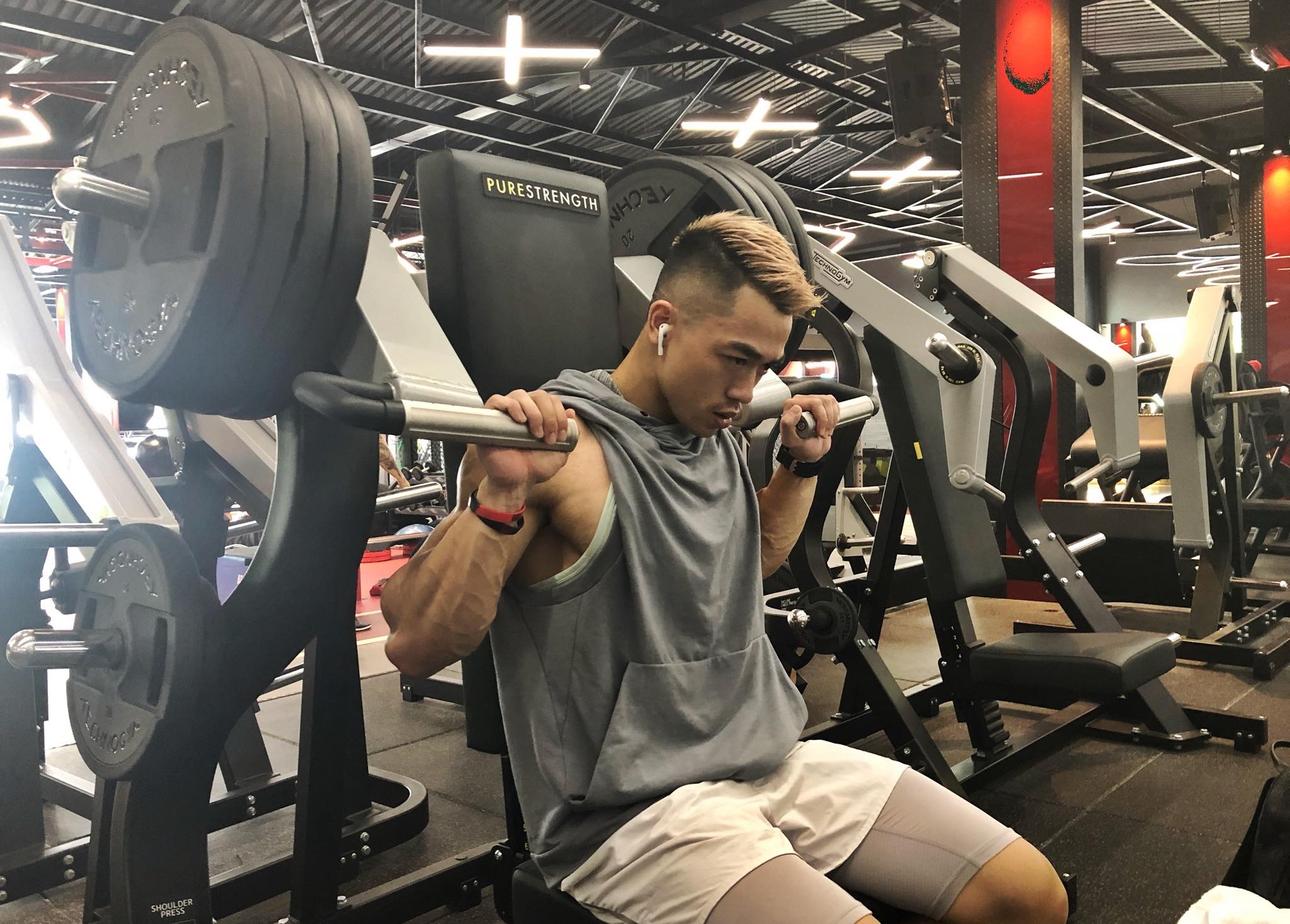 bạn trai miu lê ảnh 3 ban trai miu le anh 3